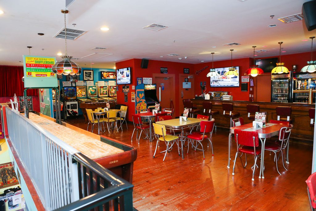 AE3R7175SilverBallMuseum2018 Silverball Retro Arcade Delray Beach